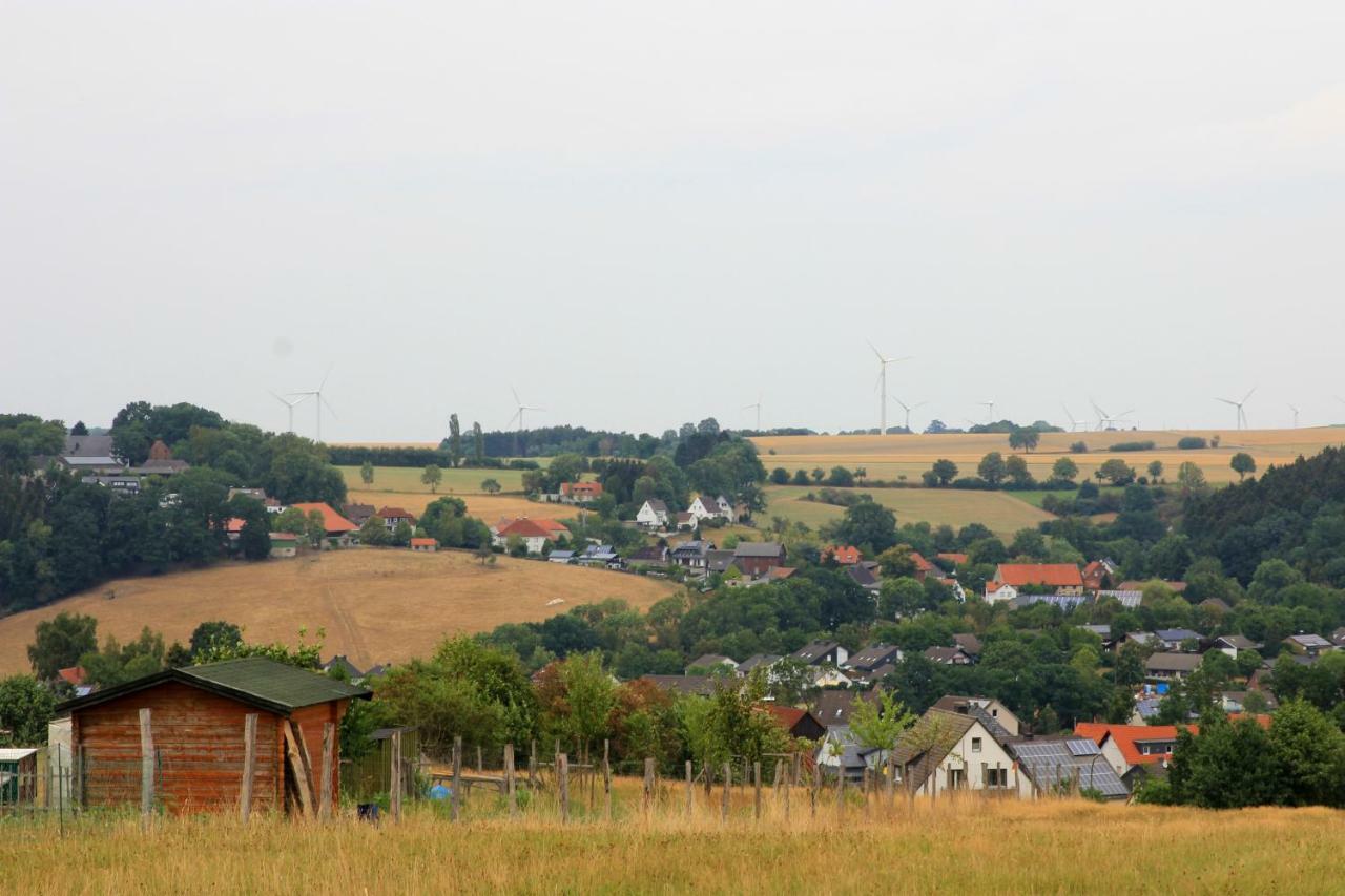 Bed And Breakfast Am Hoehenweg Warstein Extérieur photo